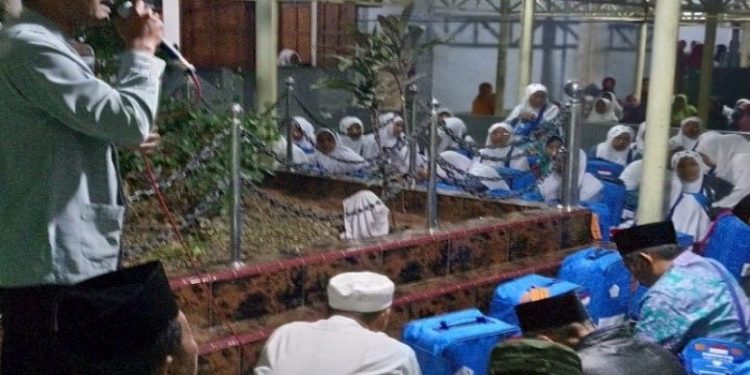 pemberangkatan2bhaji2bdi2bpondok2bkemadu2bsulang-9841331